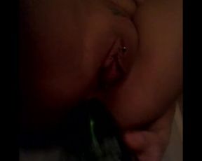 MILF Fucks herself with a Bottle and Squirts