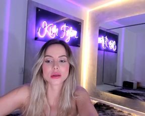 KimTylor 2019-10-04 2