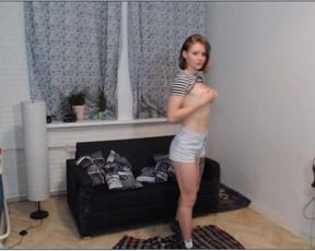 Free_tiny topless