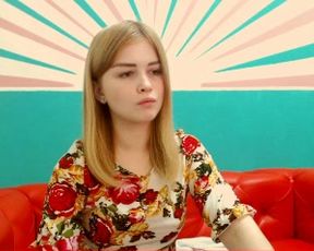 Lovable_Linda Gets Naked