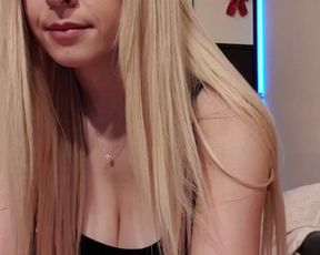 Monikag webcam show 2019-12-04_00-38-58_566