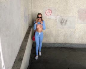 Lesbian Changing Room