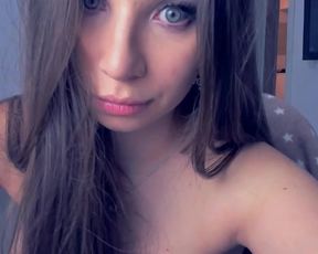 Ellamilano9 9