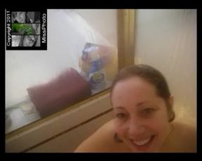 Phot0Ch1k - B/G Shower Fun Suck and Fun