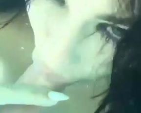 Underwater BJ by sexy Asian chick