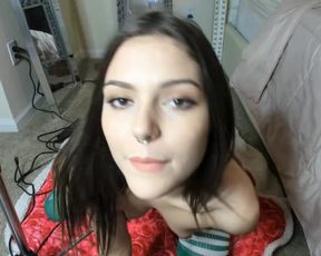 Littleviv fuck machine