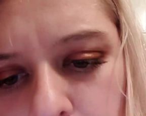 Monikag webcam show 2019-12-24_01-17-04_654
