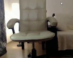 LadyLuscious talking to roommate