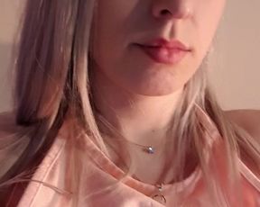 Monikag webcam show 2020-01-24_03-00-35_258
