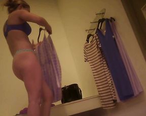 fitting room vid18