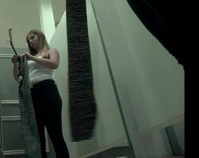 fitting room vid12