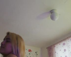 Tokyoparis webcam show 2020-02-26_21-47-56_569
