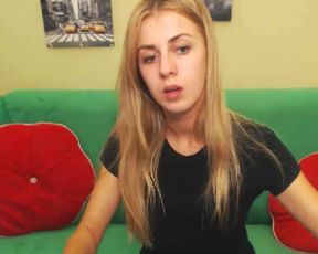 petitetyummy totally squeeze three whole fingers in her tight teen cunt in private premium video 2016-09-11