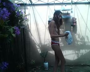 Lucythealien webcam show 2020-03-16_17-05-14_024