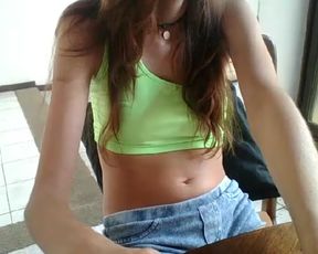 Lucythealien webcam show 2020-03-24_21-03-27_157