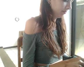 Lucythealien webcam show 2020-03-20_21-35-05_335