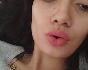 Luni07 webcam show 2020-03-27_15-23-13_565