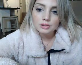 BridgetteXoXo is physical female idealism