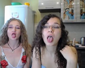 Sweetberries4 webcam show 2020-07-11 10-29-51 227