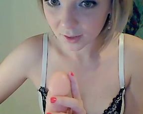 Caireen Dildo Blowjob
