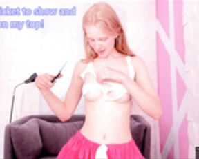 jenny_ames 220806 cutting up